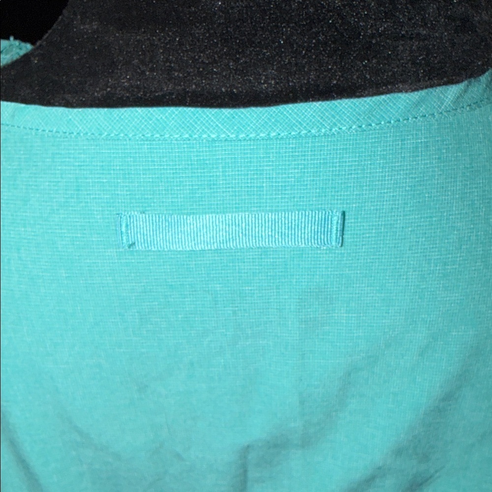 •Figs Environmentally Awesome Collection (EAC) eucalyptus green• - Picture 3 of 8